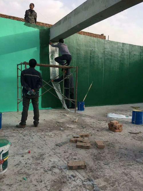 长寿针对老旧车间地面普遍存在的起砂、裂缝问题