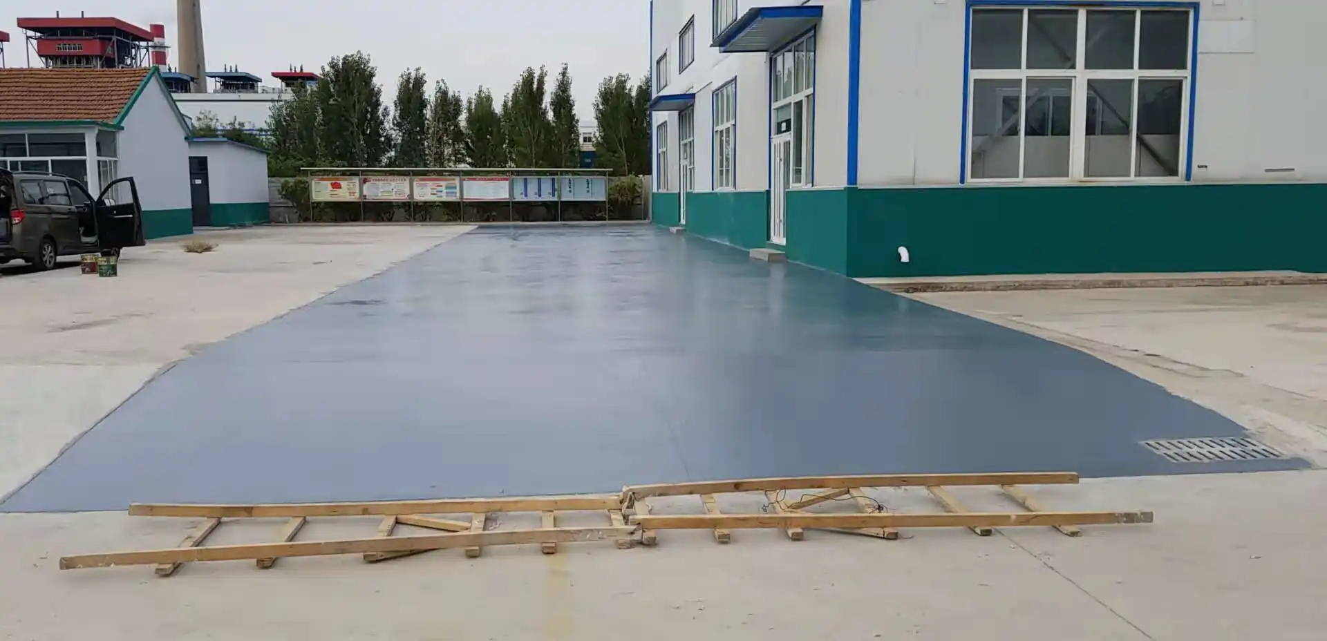 长寿车间厂房地坪漆修补翻新